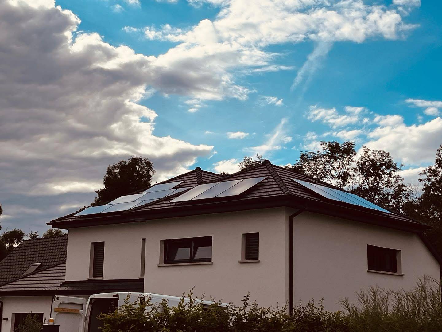 Installation de panneaux photovoltaïques performants près de Saint-Louis et Colmar Guebwiller