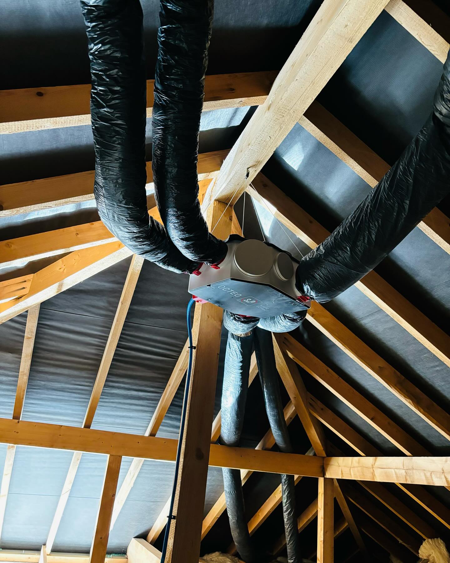 VMC HYGRO | GreenTech ECS Installation d’une large gamme de systèmes de chauffage performants autour de Saint-Louis et Sierentz Wittenheim 2